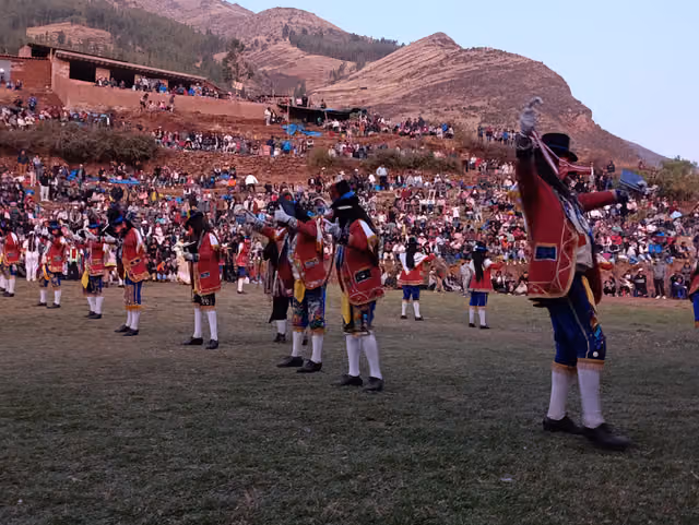 Siqlla dance, San Salvador 03