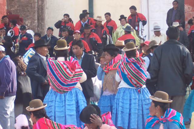 Chucuito, popular fiesta: wedding