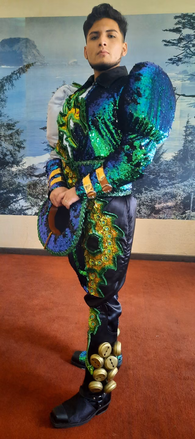 Bolivian caporal costume