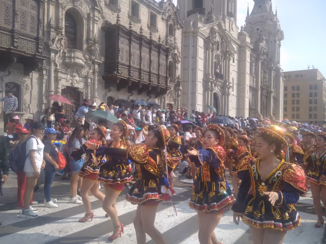 Pasacalle de Lima por la Festividad de la Virgen de la Candelaria 2024, fotografía 1086