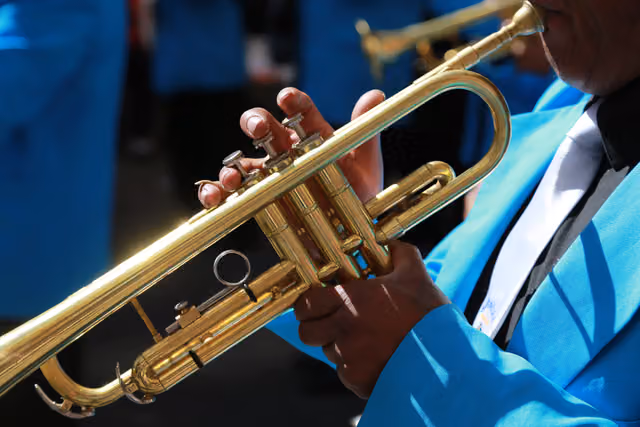 Trumpet in the sun, Gran Poder (Bolivia)