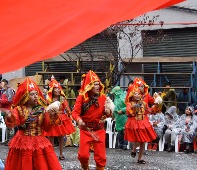 Llamerada at the Jisk'a Anata entrance, La Paz (2024)