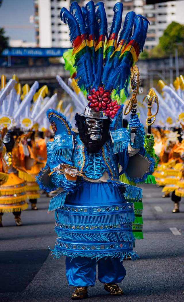 Men's morenada dance costume