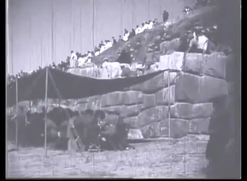 Sacsayhuamán revives the Festivals of the Sun (1940s newsreel)