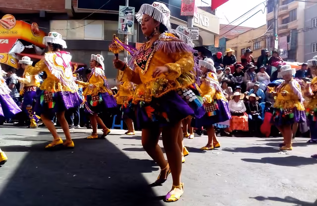 Danza kullawada en el Gran Poder, La Paz 2017