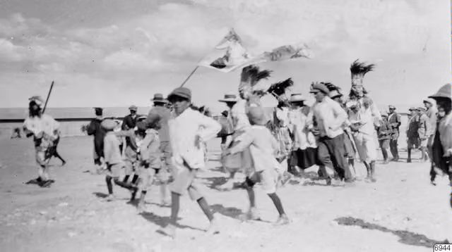 Quichua Indian, Easter carnival, feather adornment, dance