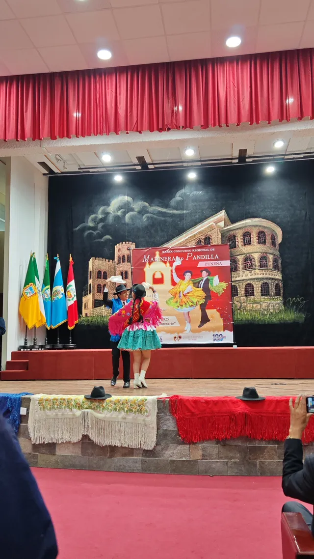 Dancers performing huayno pandillero at the launch of the Marinera and Pandilla Puneña contest