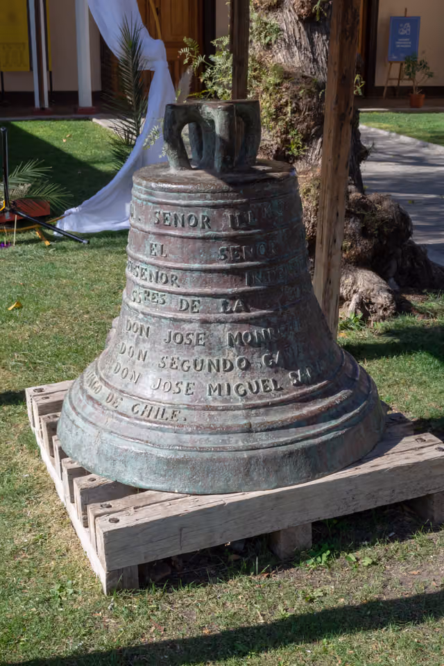 Bell of the Iglesia del Buen Pastor, San Felipe