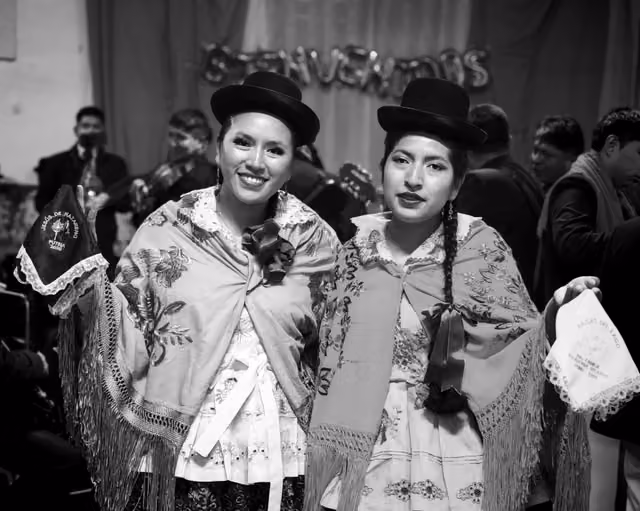 Puno cholitas of the Marinera and Pandilla Puneña