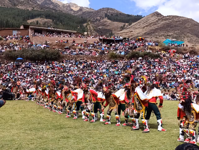 Saqra dance, San Salvador 08