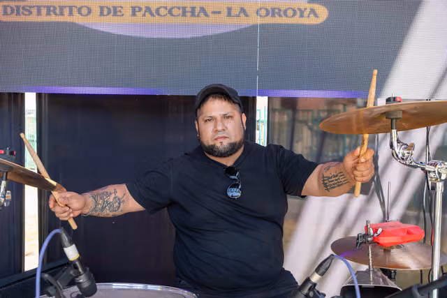 Ismael Carhuanina, drummer of Los Mojarras (Quechua Fest 2026)