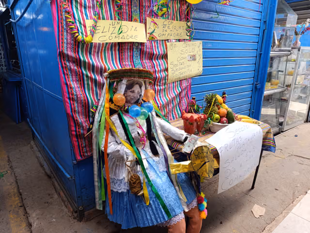 Doll made for the comadres festivity, Wanchaq Market, Cusco (01)