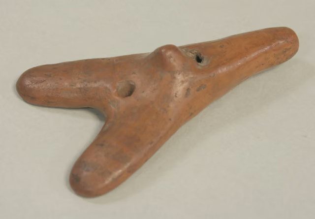 Y-shaped whistle (Peru), image 1