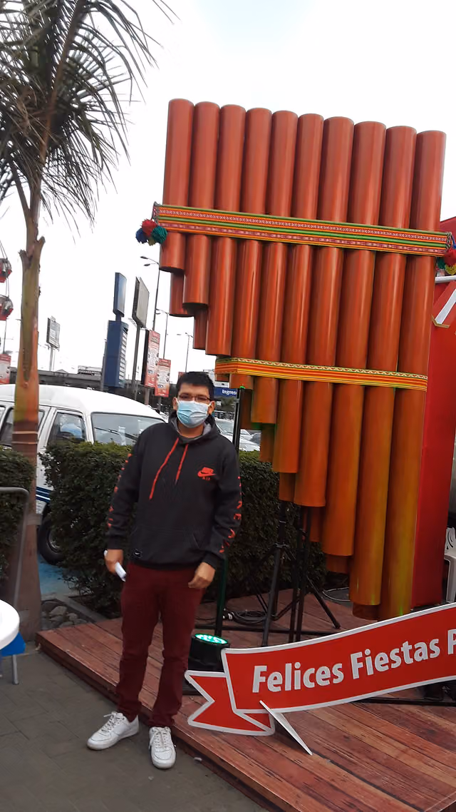 Cultural diversity (Plaza Norte decoration)