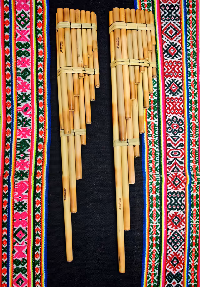 Pair of Bajo Sanja sikus (ira and arca)