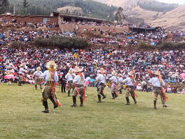 Dance Auqa Chileno, San Salvador 01