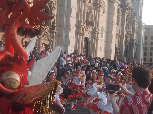 Pasacalle in Lima for the Virgen de la Candelaria festivity 2024 (1399)