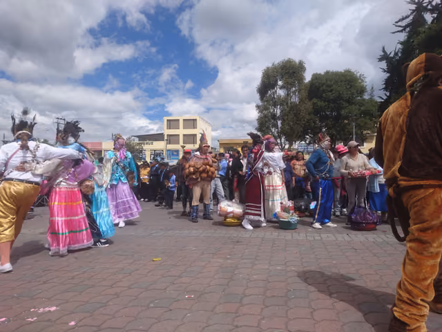 Yumbo dance 07