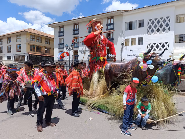 Traditional dances at the Qhaswa Raymi 2025, Cusco carnivals (335)