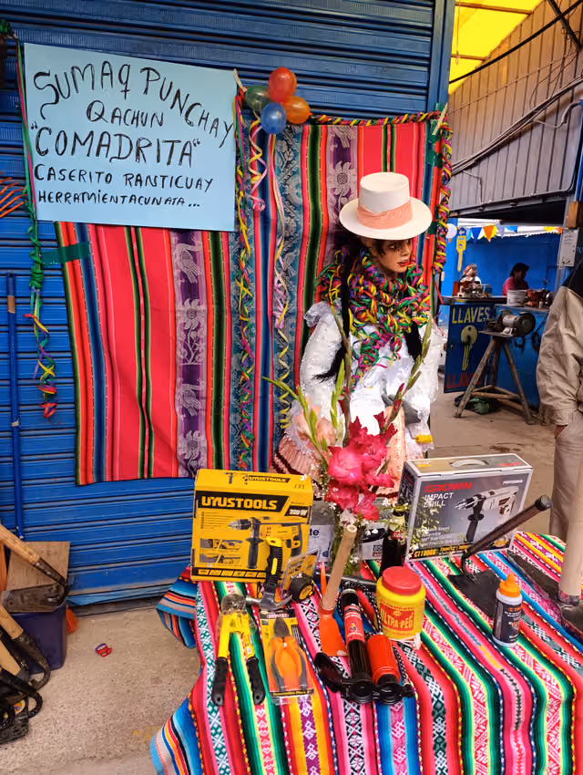 Festividad de Comadres Cusco, Mercado de Wanchaq 46