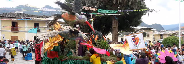 Allegorical float at the carnival in San Marcos province