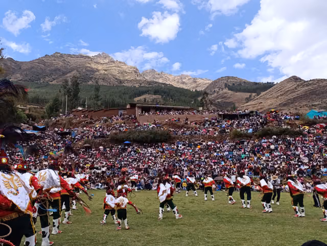 Saqra dance of San Salvador district, Cusco (choreography)