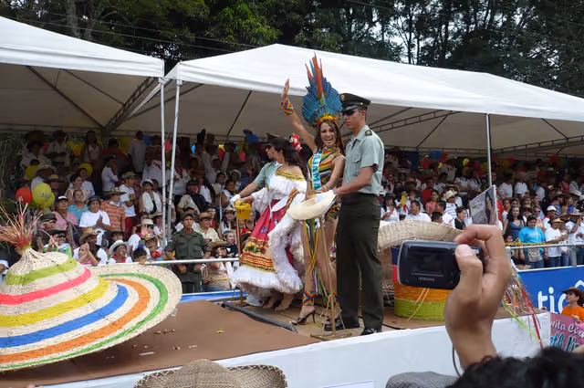 Departmental Folklore Pageant, Ibagué (2007)