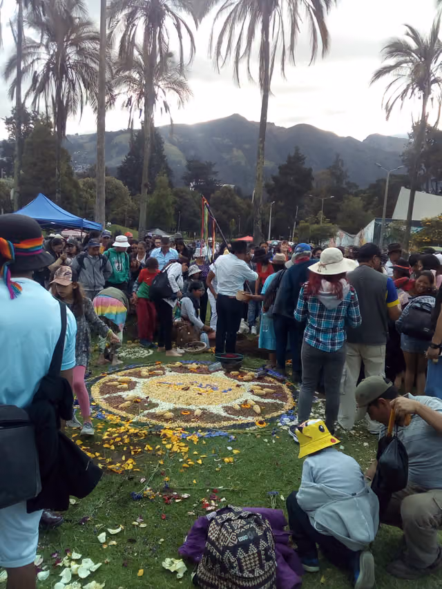 The sun represented on the ground with harvest products, 01 (Inti Raymi)