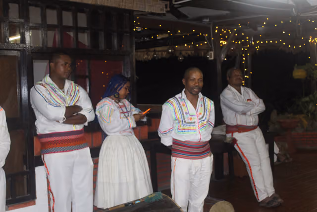 Danza saya afroboliviana en el altiplano boliviano