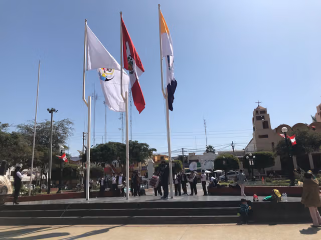 Banda musical en la Plaza de Armas de Nasca, Fiestas Patrias 2022