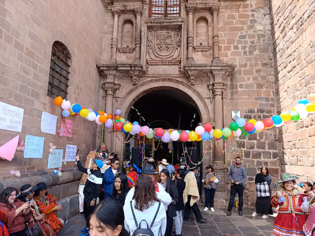 Muñecos de la festividad de comadres, Centro Histórico de Cusco (07)