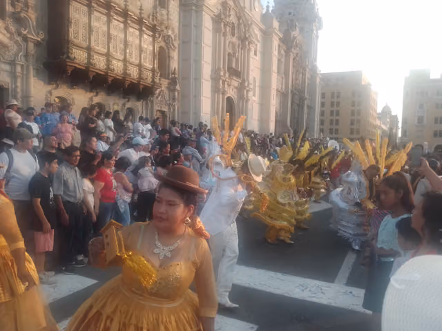 Lima pasacalle for the Feast of the Virgin of Candelaria 2024, photograph 1435