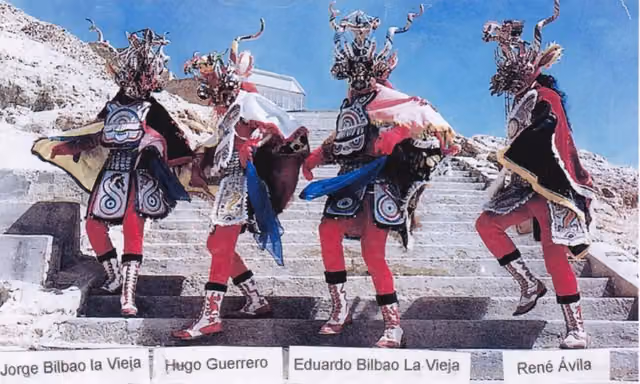 Devil dancers in the colours of «La Ferro»