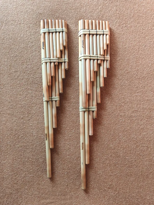 Siku variety Bajo Sanqa - pareja - ira and arka