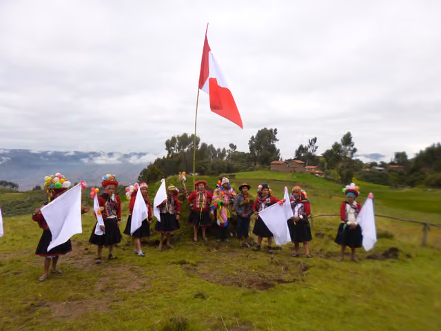 Linderaje boundary-walking, Fortaleza community, Cusco 2019 (photo 6)