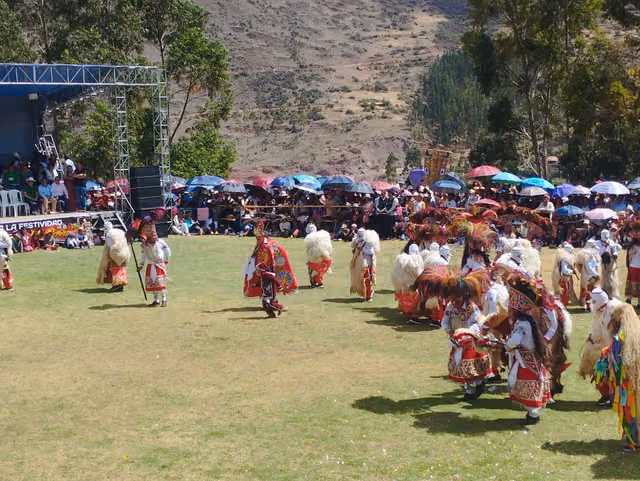 Qhapaq Chunchu, fiesta de la Virgen del Rosario, San Salvador (Cusco), foto 67