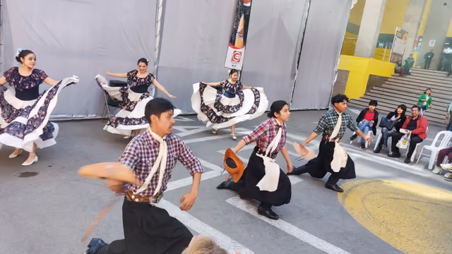 Presentation of Bolivian dances, chacarera, Campo Ferial La Paz