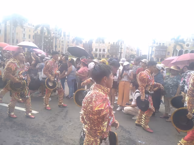 Pasacalle in Lima for the Feast of the Virgin of Candelaria 2024 (965)