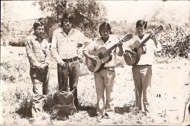 Musicians at Lote 42 (1973)