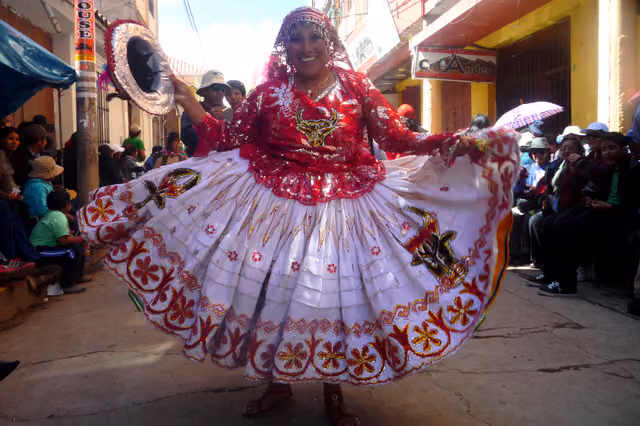 Waca waca in Puno
