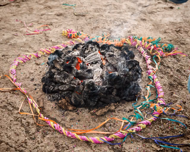 Bonfire for an offering to Pachamama, Ácora