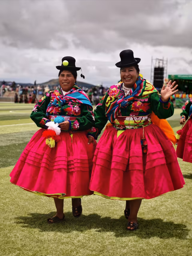Comadres tras el concurso, danza los chacareros de Qoritamaya