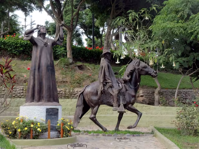 Bronze statue of Chabuca Granda in Parque Federico Villarreal