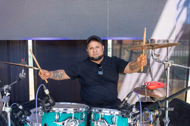 Ismael Carhuanina, drummer, at the Quechua Fest 2026