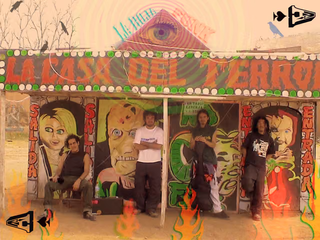 Peruvian rock group La Roja (La casa del terror)