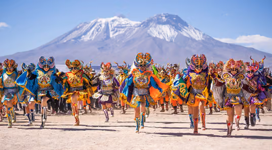Fiesta de la Virgen de Ayquina y el volcán Paniri