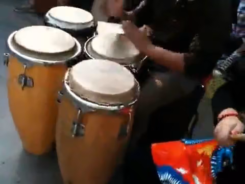 Taller de percusión y danzas afroperuanas