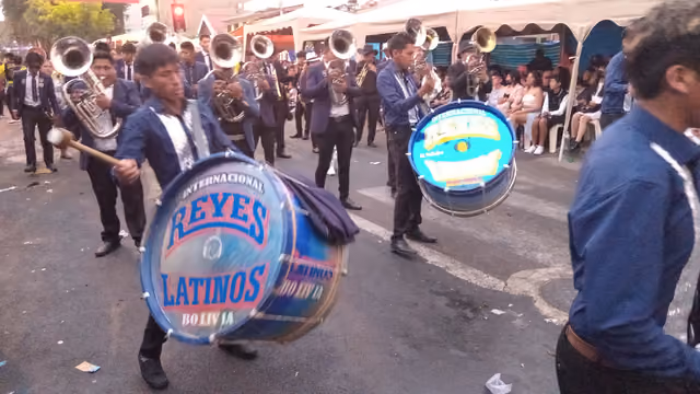 Banda de bombos Reyes Latinos