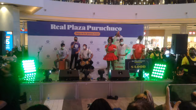 Dance contest for the national holidays at Puruchuco