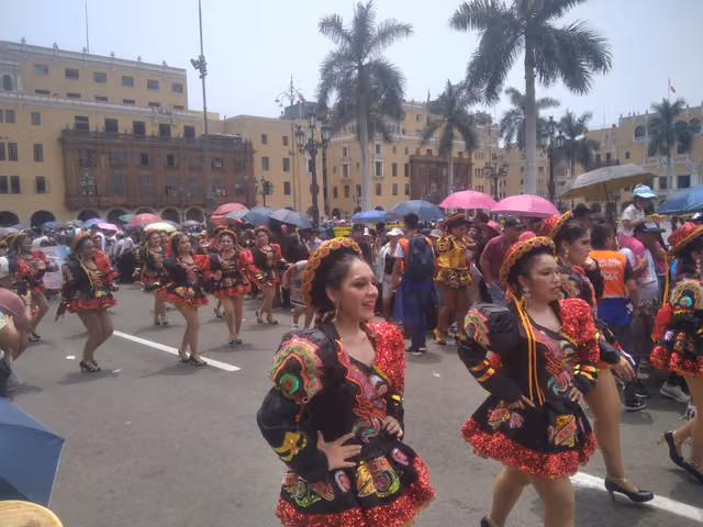 Lima pasacalle for the Feast of the Virgin of Candelaria 2024, photograph 367